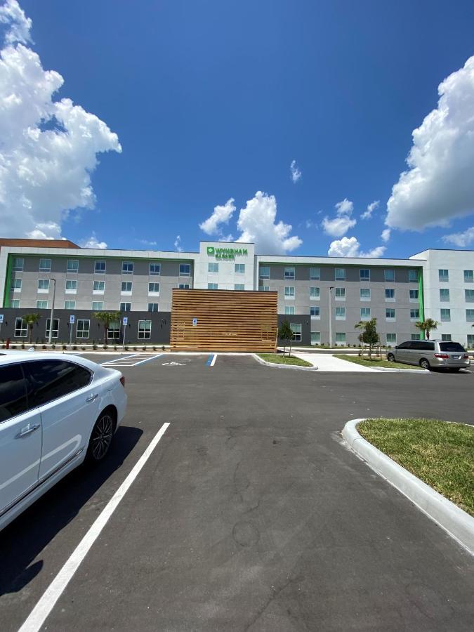 Wyndham Garden Airport Hotel 3*