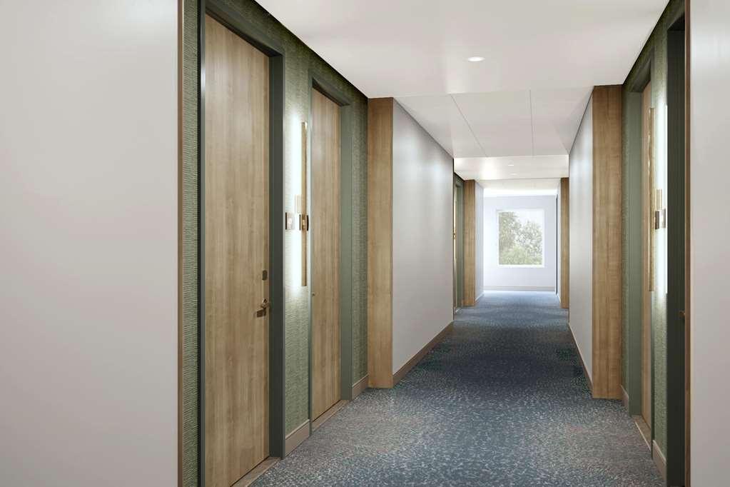 Hotel Wyndham Garden Airport 3*