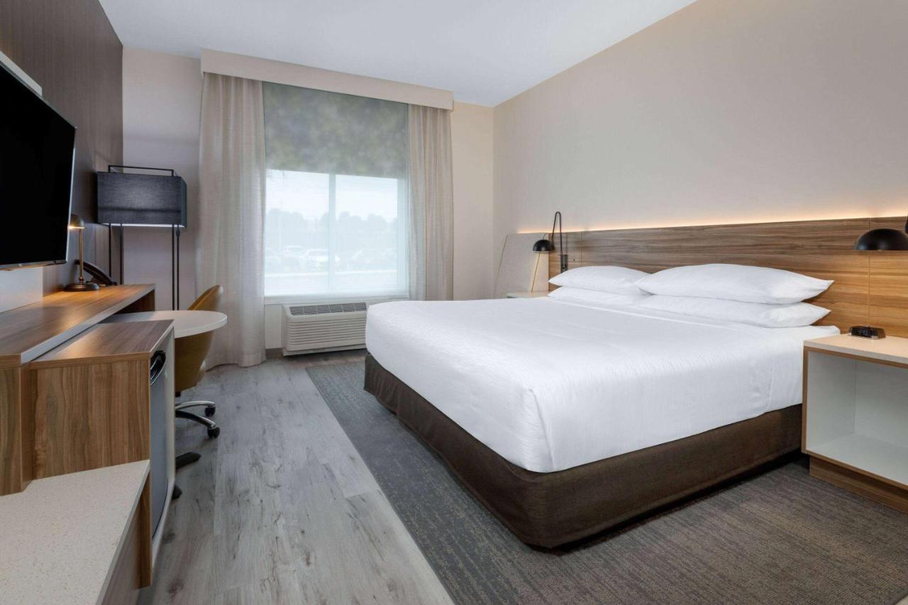 Hotel Wyndham Garden Airport